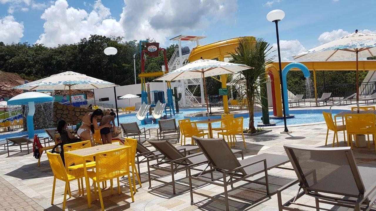 Resort Do Lago Apart Caldas Novas Exteriör bild